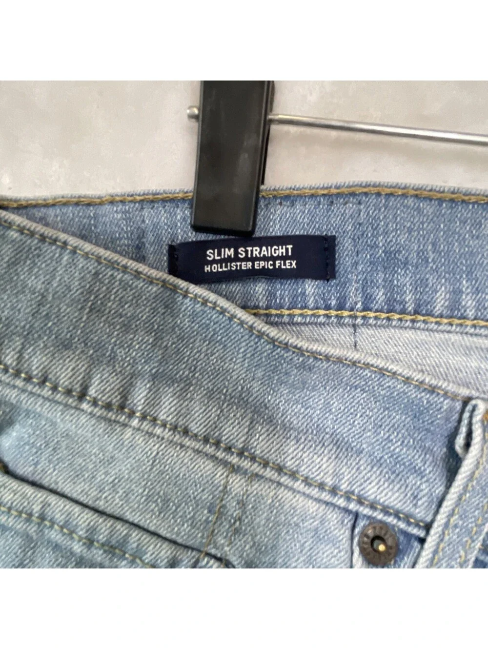 Hollister Slim Straight Epic Flex Men’s Distressed Jeans Light Denim 32X 30 Nwt